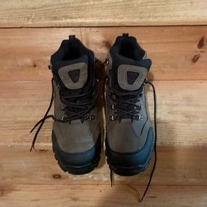 Men’s Wolverine Boots.    Size 12